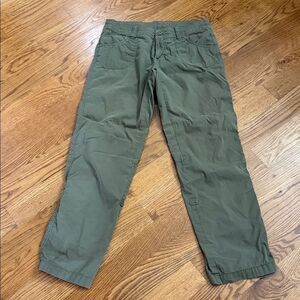 KUHL Women’s Roll-Up Hiking Pants Olive Green Stretch – Size 10 Regular
